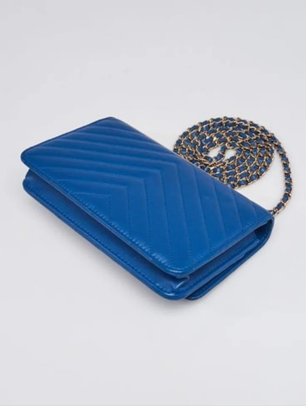 Like NEW!!! RARE! Chanel Blue Chevron Trendy CC WOC Flap Bag GHW W/Receipt & COA